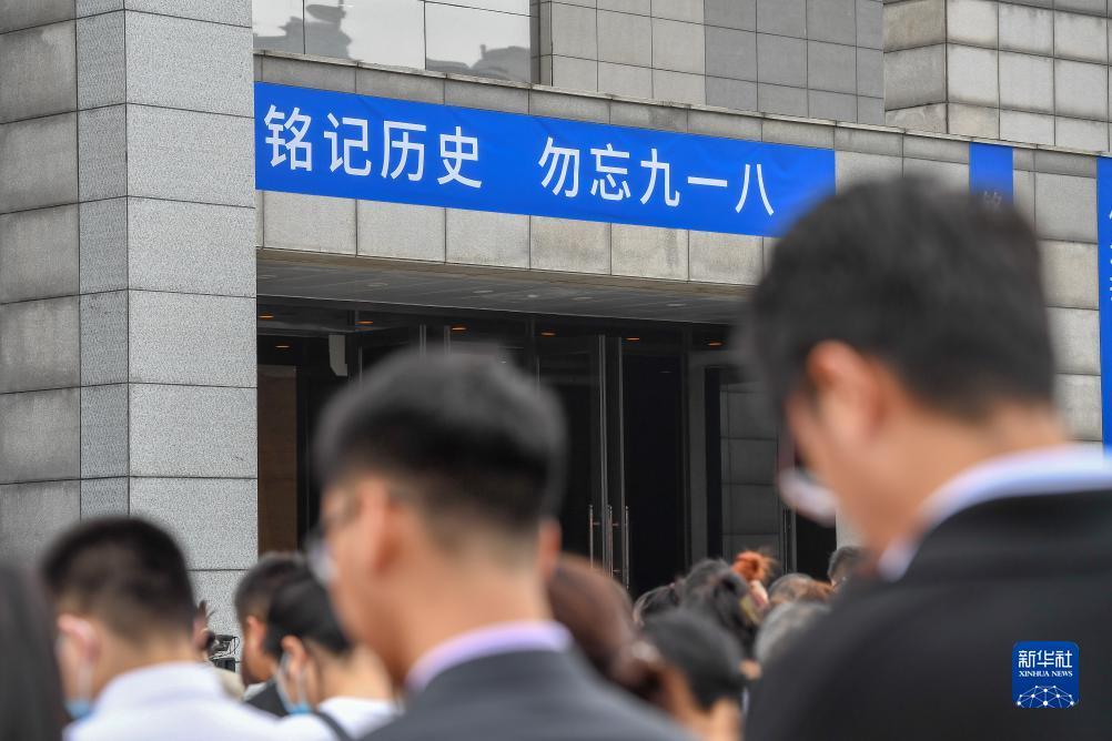 投币老虎机 奔驰宝马